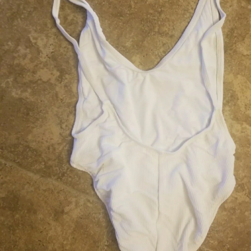 NASTY GAL SWIMSUIT - Picture 3 of 3